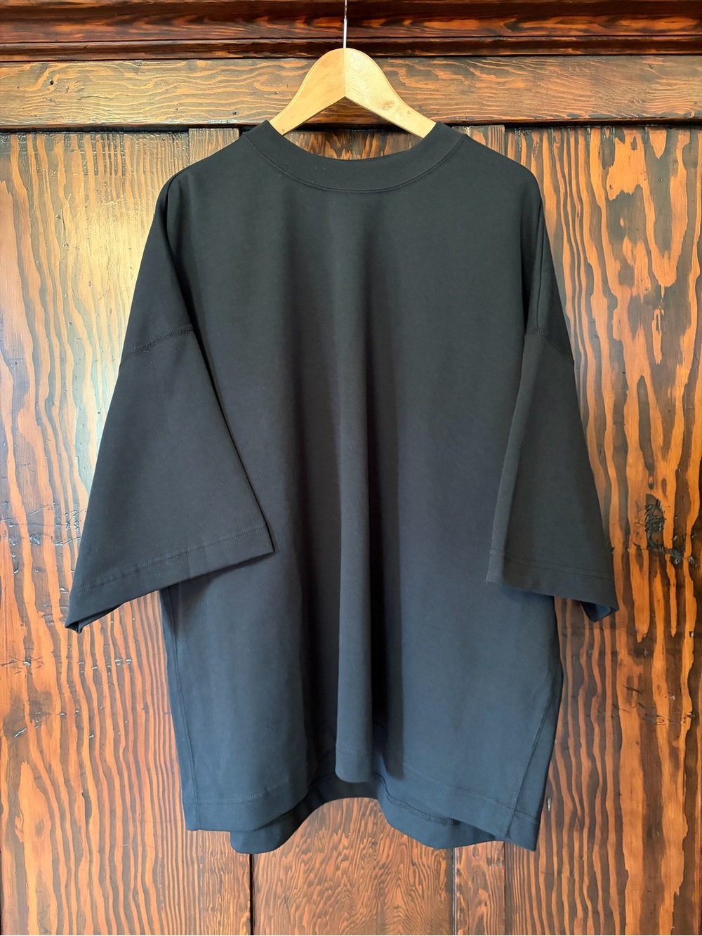 Nike Tech Black Oversized Tee